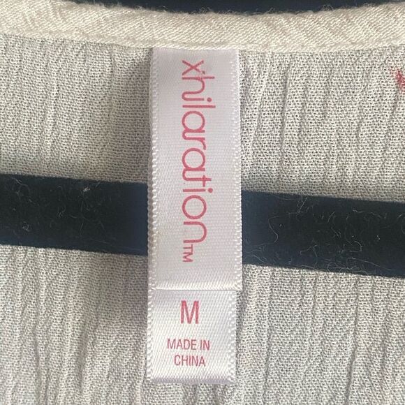 Xhilaration Cream/Pink Floral Mini Dress. Size Medium. - Picture 7 of 8